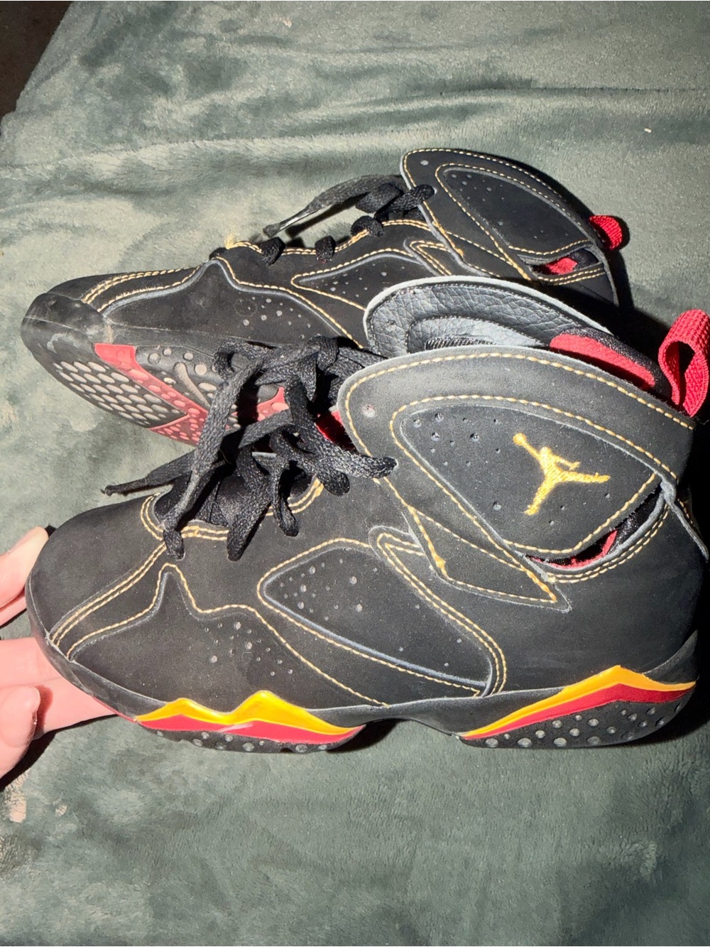 Air Jordan Kids' citrus Black & Red High-Top Basketball Shoes